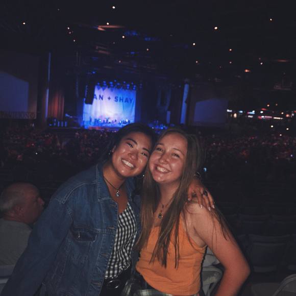 Meet your Posher, Kristy - Picture 1 of 1